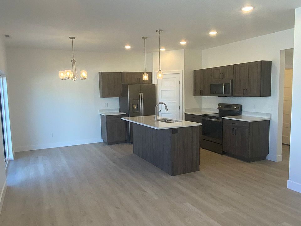 350 E 650 S Kanab, UT | Zillow