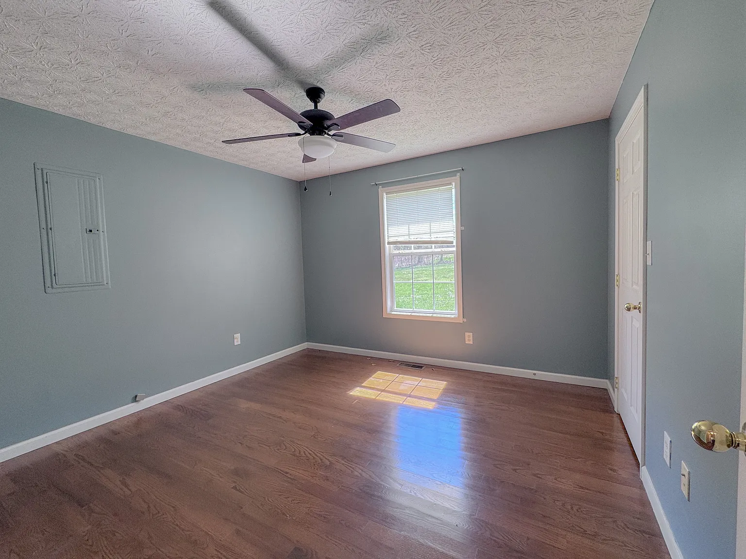 330 Lisabella Lane - 1 — Photo 4