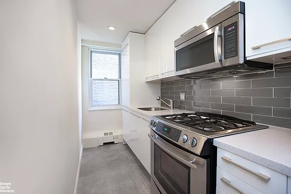 Rented by Brown Harris Stevens | media 12