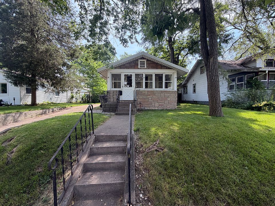 1st image of 1306 S 31st St