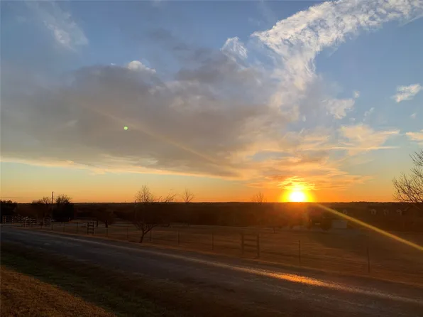 7 Stone Marshall Rd, Van Alstyne, TX 75495