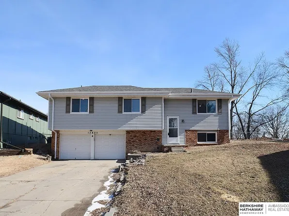 13805 Jefferson Cir, Omaha, NE 68137