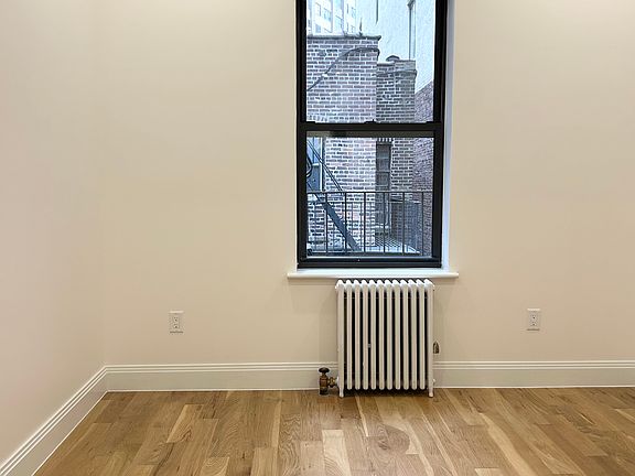 4th image of 46 W 65th St APT 5C