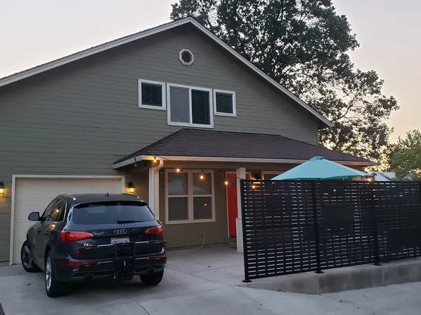 (undisclosed Address), Ashland, OR 97520