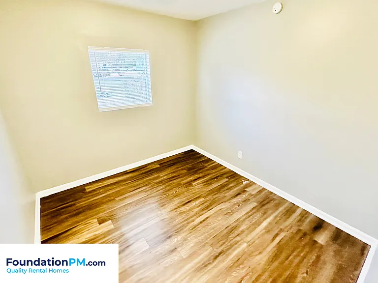 4503 Beacon Hill Dr — Photo 7
