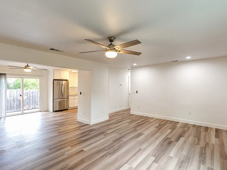 2310 Buena Vista Ave #2334 — Photo 34