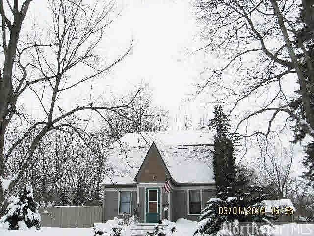 1st image of 918 College Street