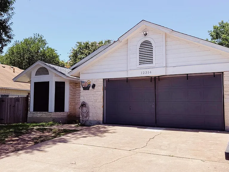 12314 Thompkins Dr — Photo 3