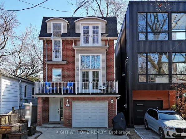 1021 Craven Rd, Toronto, ON M4J 4V7