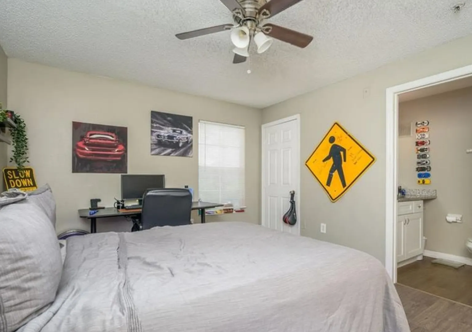 1 bed, 975 sqft, $1,000 — Photo 1