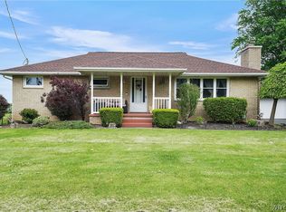 5961 Tuscarora Rd, Niagara Falls, NY 14304