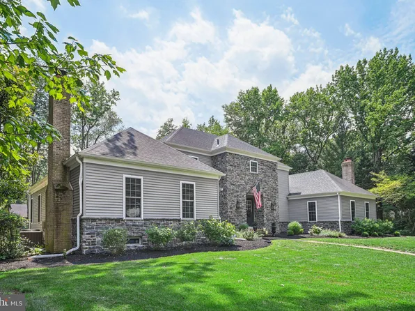 736 Iron Post Rd, Moorestown, NJ 08057