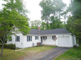 262 Roxbury Rd, Niantic, CT 06357