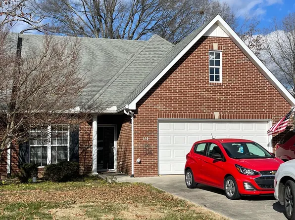 120 Greystone Pl, Tullahoma, TN 37388
