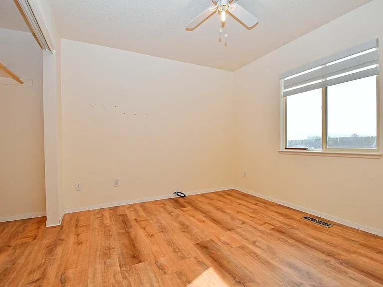 722 Strauss Ct — Photo 10