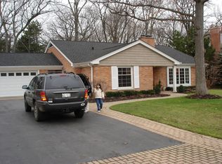 1250 Burr Oak Rd, Lake Forest, IL 60045