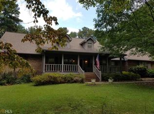 2072 Surrey Ln, Jonesboro, GA 30236