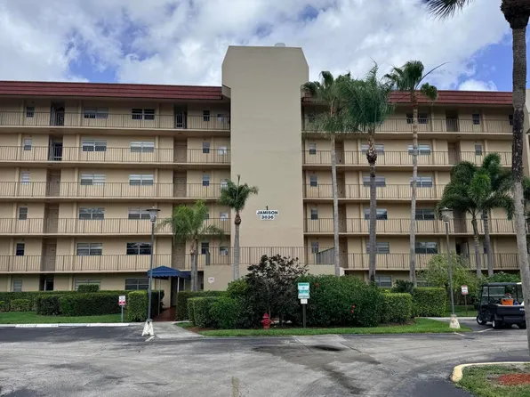 3836 Via Poinciana #306, Lake Worth, FL 33467