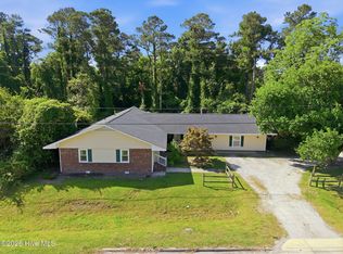 1851 Burgaw Highway, Jacksonville, NC 28540
