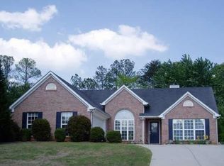 6289 Rock Port Dr, Flowery Branch, GA 30542