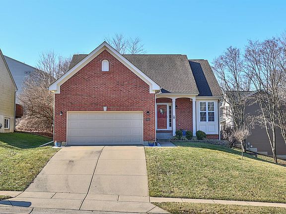 2nd image of 6905 Lucia Dr