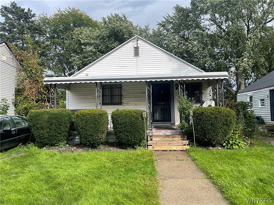 1st image of 95 Cambridge Ave