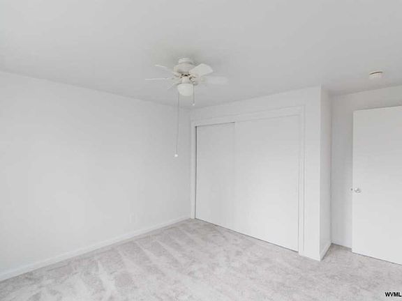 4th image of 1329 Queen Ave SW