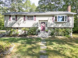 16 Crooked Spring Rd, Billerica, MA 01821