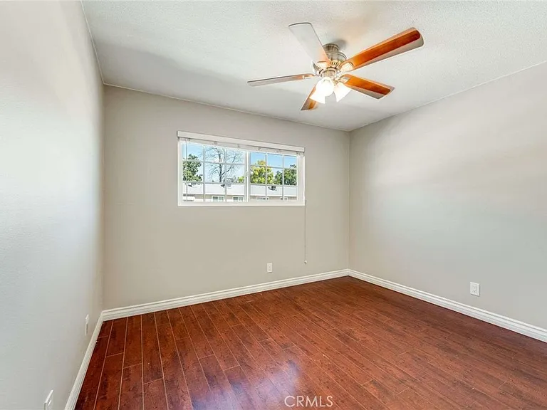 623 E Matchwood Pl — Photo 15