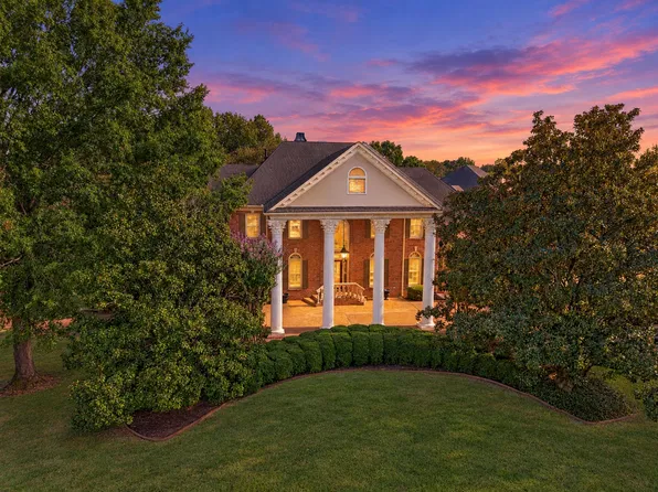 3670 Classic Dr S, Memphis, TN 38125