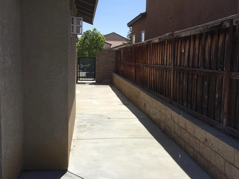 38195 Encanto Rd — Photo 4