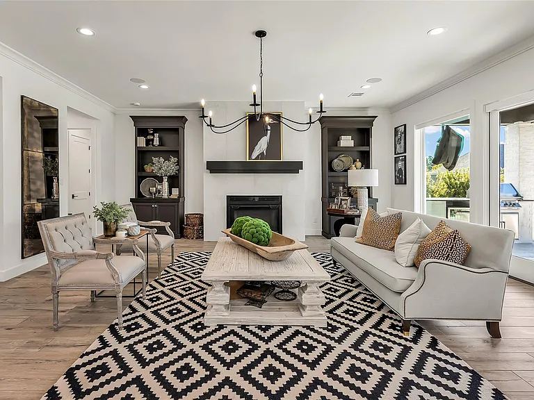 2033 Pebble Bend Dr — Photo 8