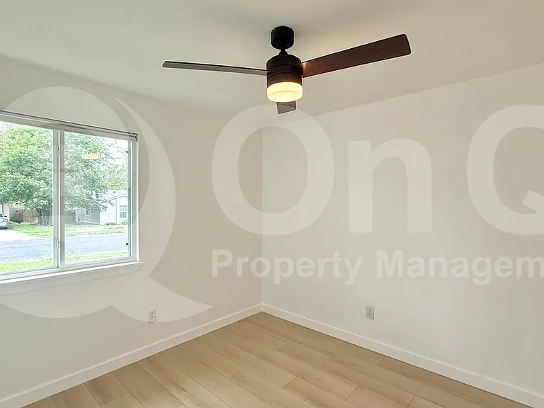 710 Wales Way — Photo 12