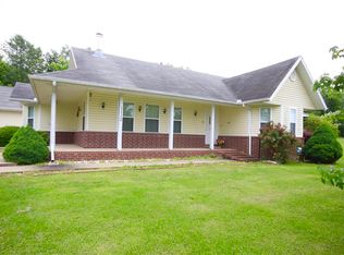 1110 S Main St, Cave Springs, AR 72718