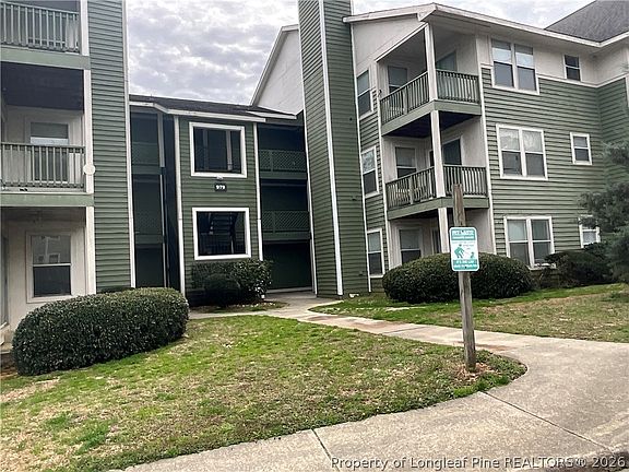 2nd image of 979 Stewarts Creek Dr APT 8