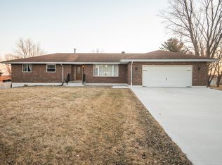 593 Penrose Rd, Dixon, IL 61021