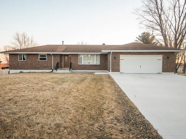 593 Penrose Rd, Dixon, IL 61021