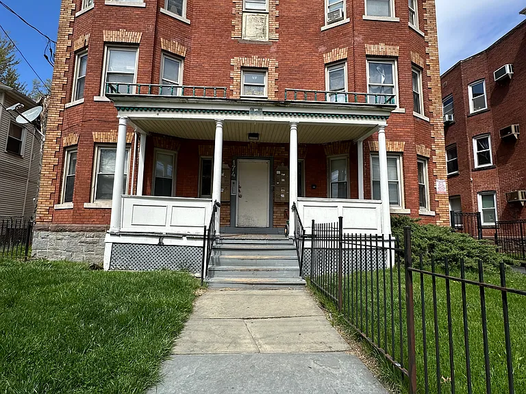 174 Ashley St #3A — Photo 16
