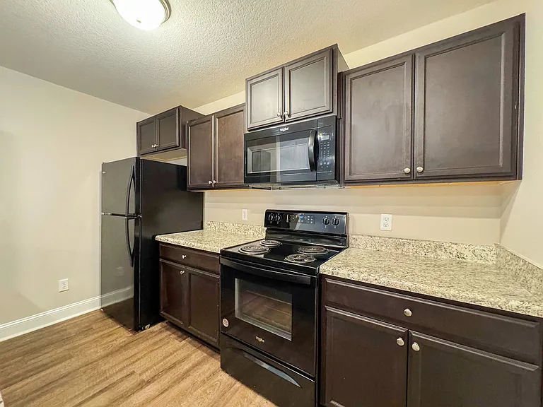 Wyngrove Apartments — Photo 68