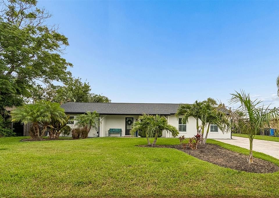 1st image of 3941 E Eden Roc Cir