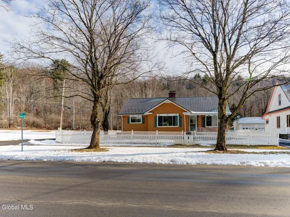 29 Dolge Avenue, Dolgeville, NY 13329