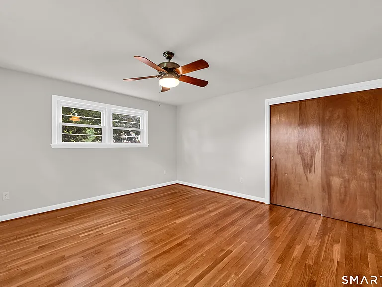7 Olson Ave — Photo 14