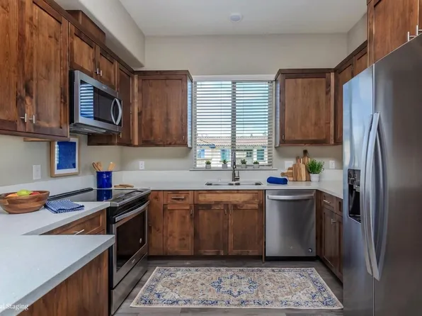 Drew Court Apartments