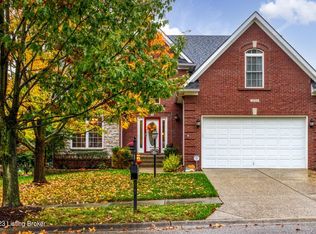 13702 Lake Spring Dr, Louisville, KY 40299