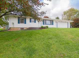 5039 Cosgrove Rd SW, Kalona, IA 52247