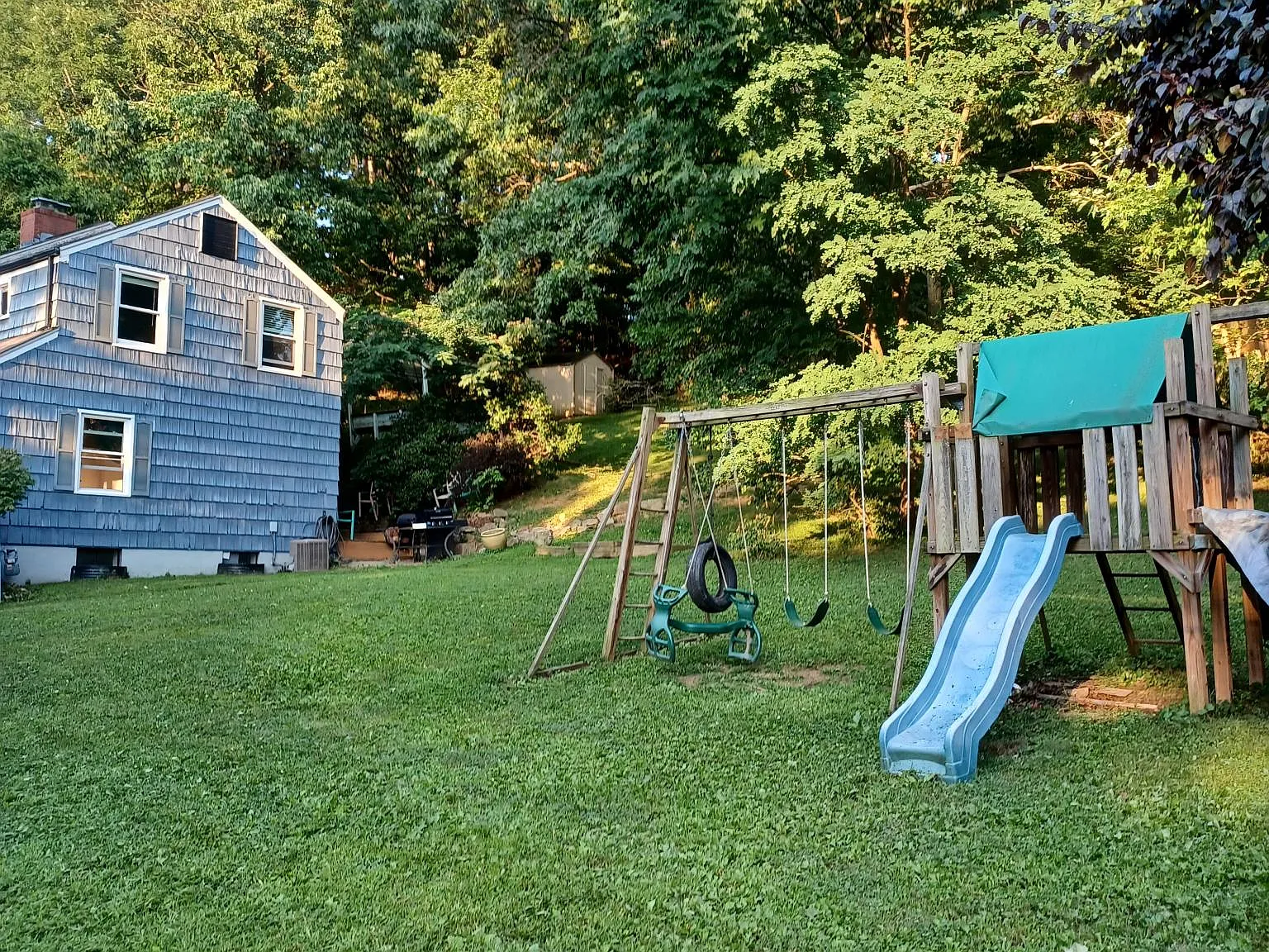 1307 Oakmont Rd — Photo 3