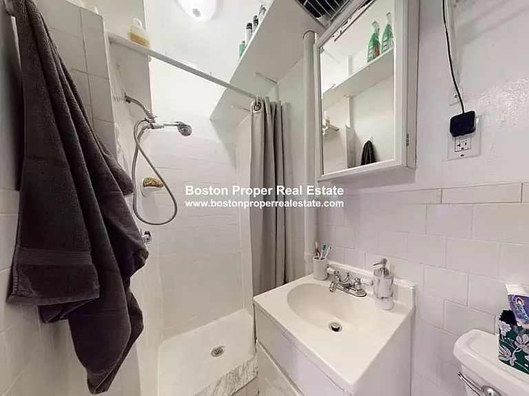 109A Dartmouth St #16 — Photo 6