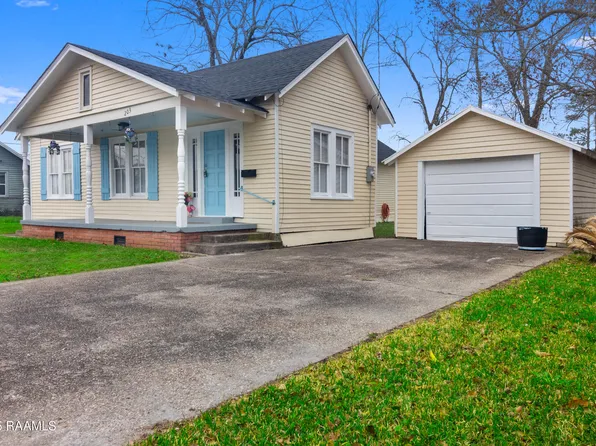 203 5th St, Abbeville, LA 70510
