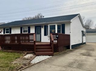 2077 Hastings Rd, Springfield, IL 62702