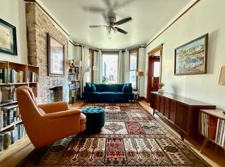 2047 W Augusta Blvd, Chicago, IL 60622